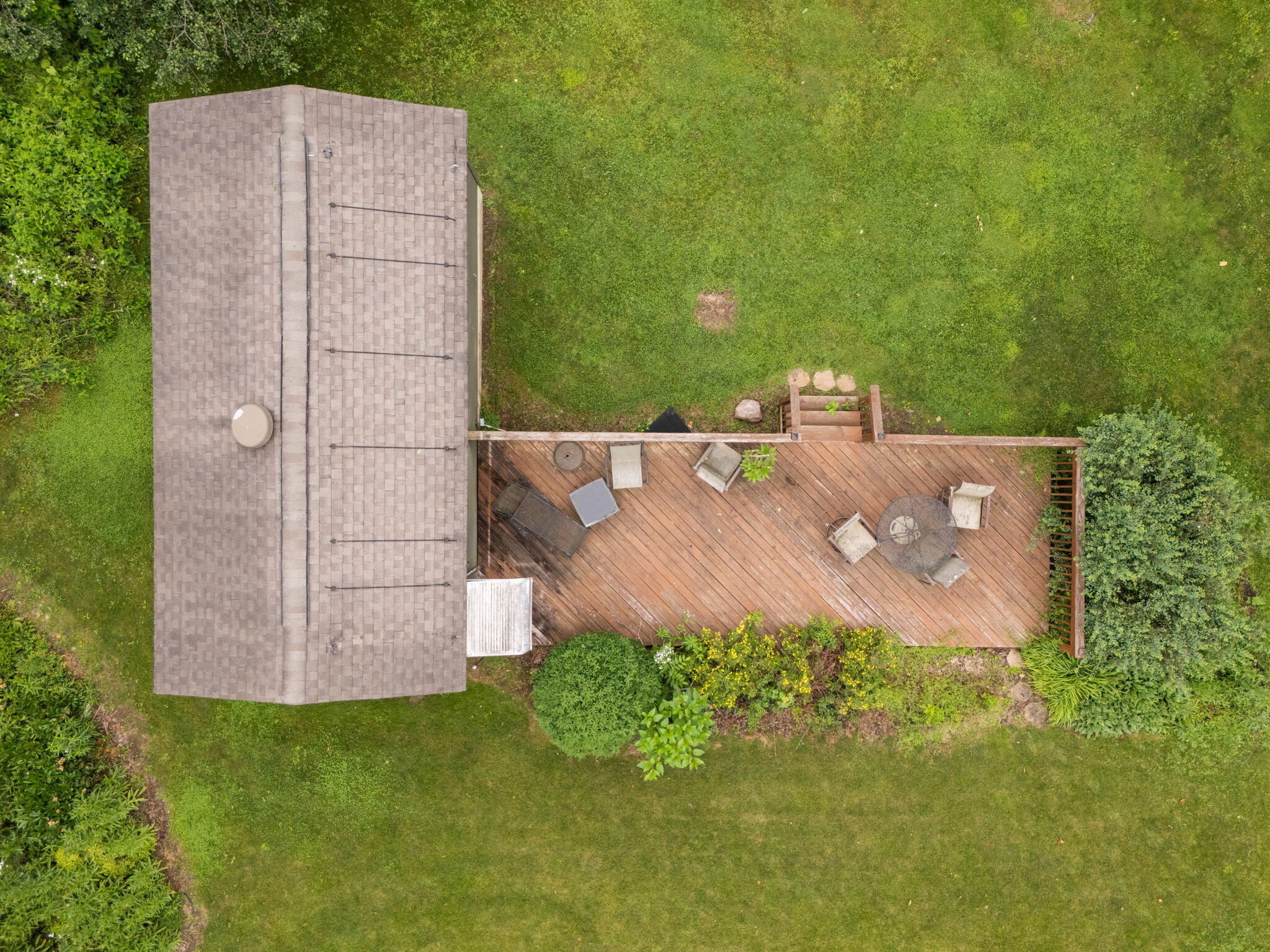 3080 Whitmore Lake Road Ann Arbor, MI 48105 - Photo 8 of 82 7-web-or-mls-DJI_20260617121100_0125_D
