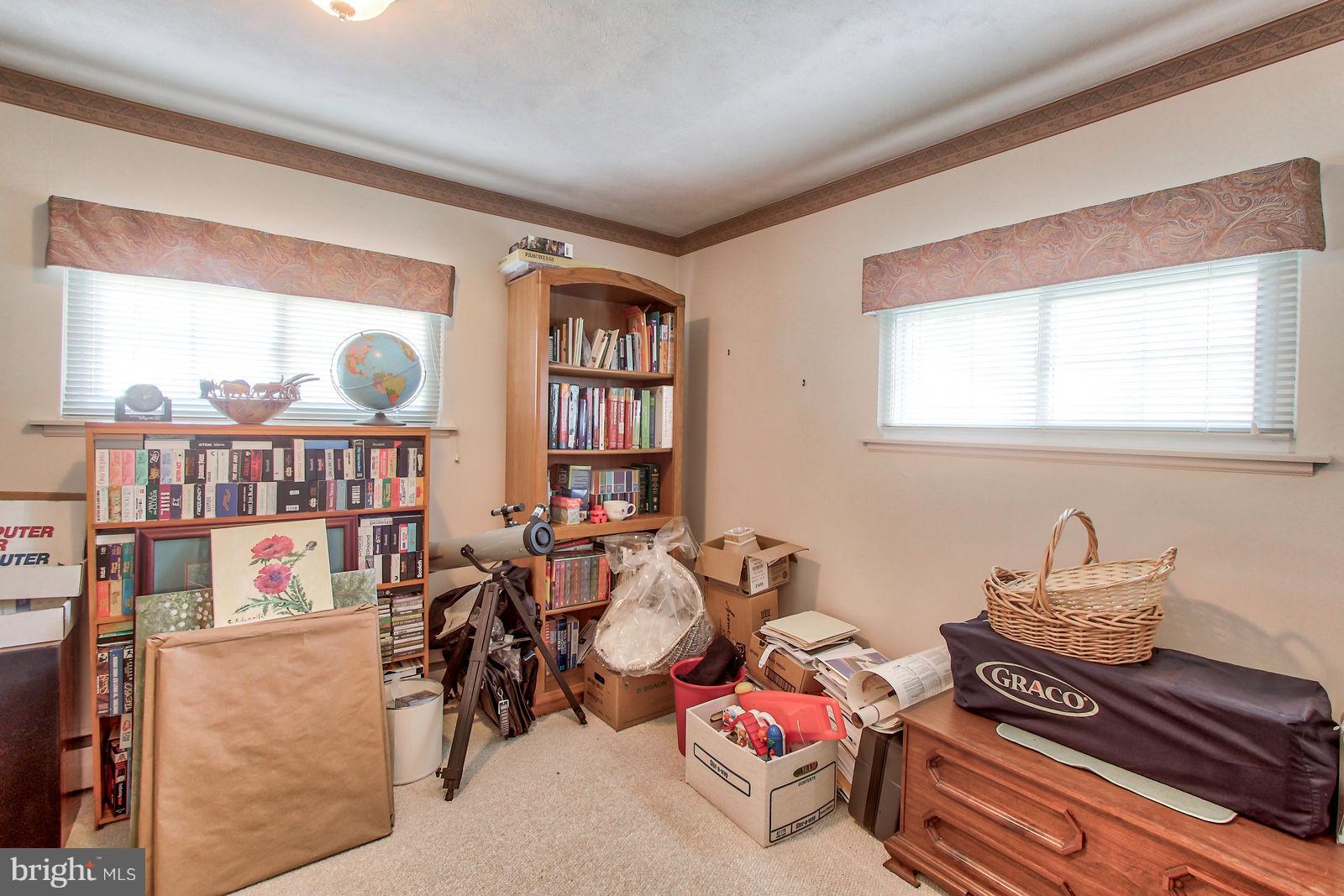 971 Locust Grove Road York, PA 17402 - Photo 14 of 25 Gallery Image 14
