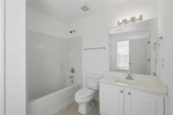 an empty room with a empty space