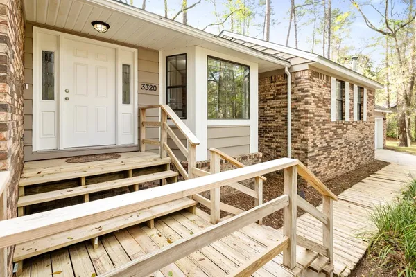 $400,000 | 3320 Dartmoor Drive, Tallahassee, FL 32312