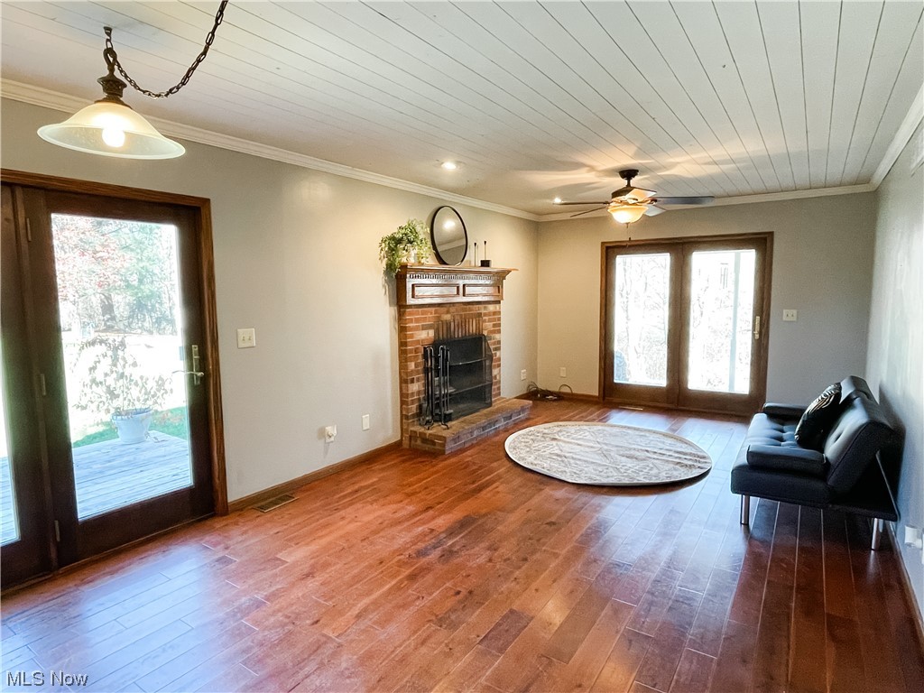 1790 Meldahl Road Washington, WV 26181 - Photo 16 of 35 Family Room ...
