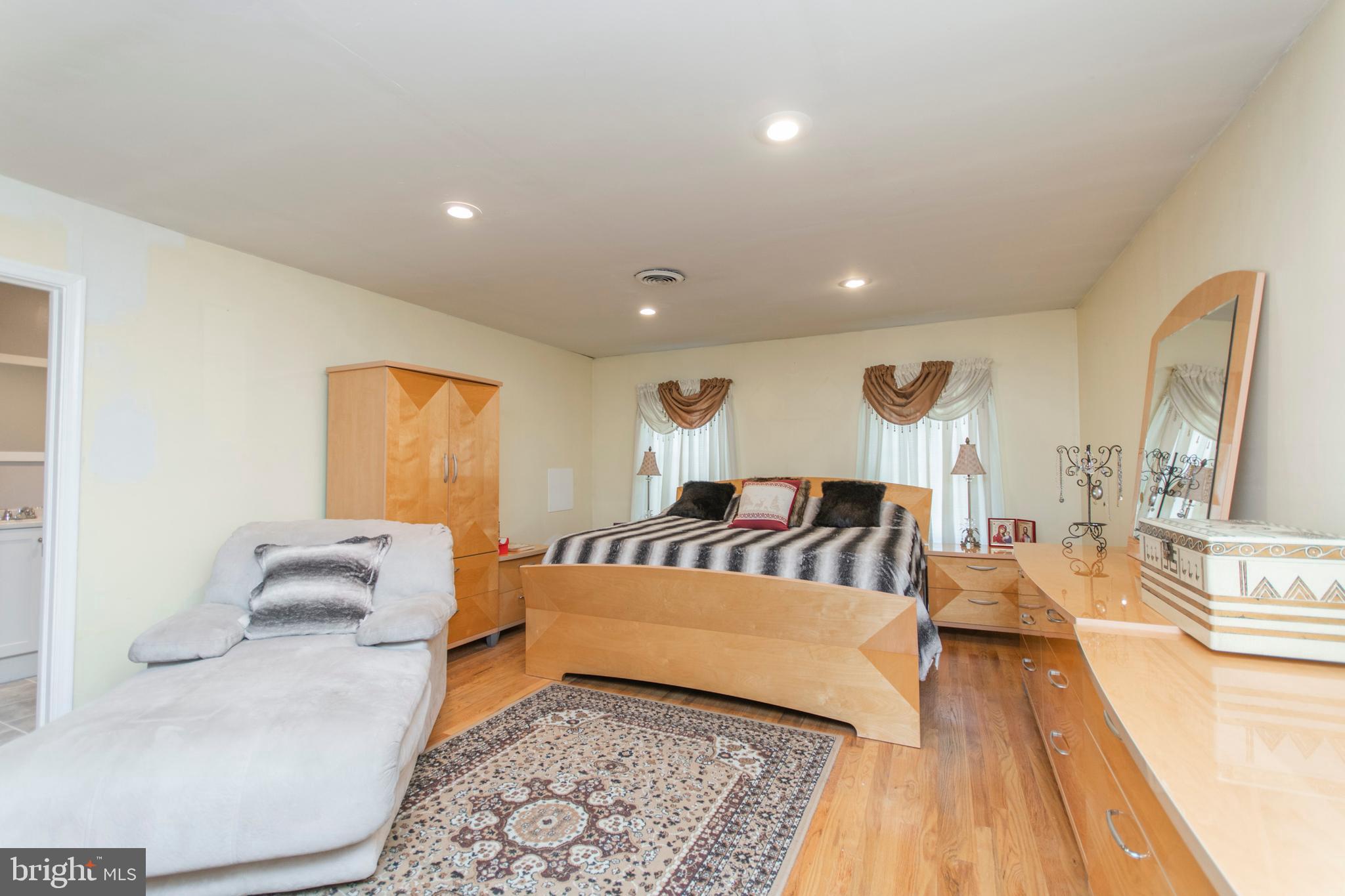 605 Renz Street Philadelphia, PA 19128 - Photo 15 of 30 Gallery Image 15