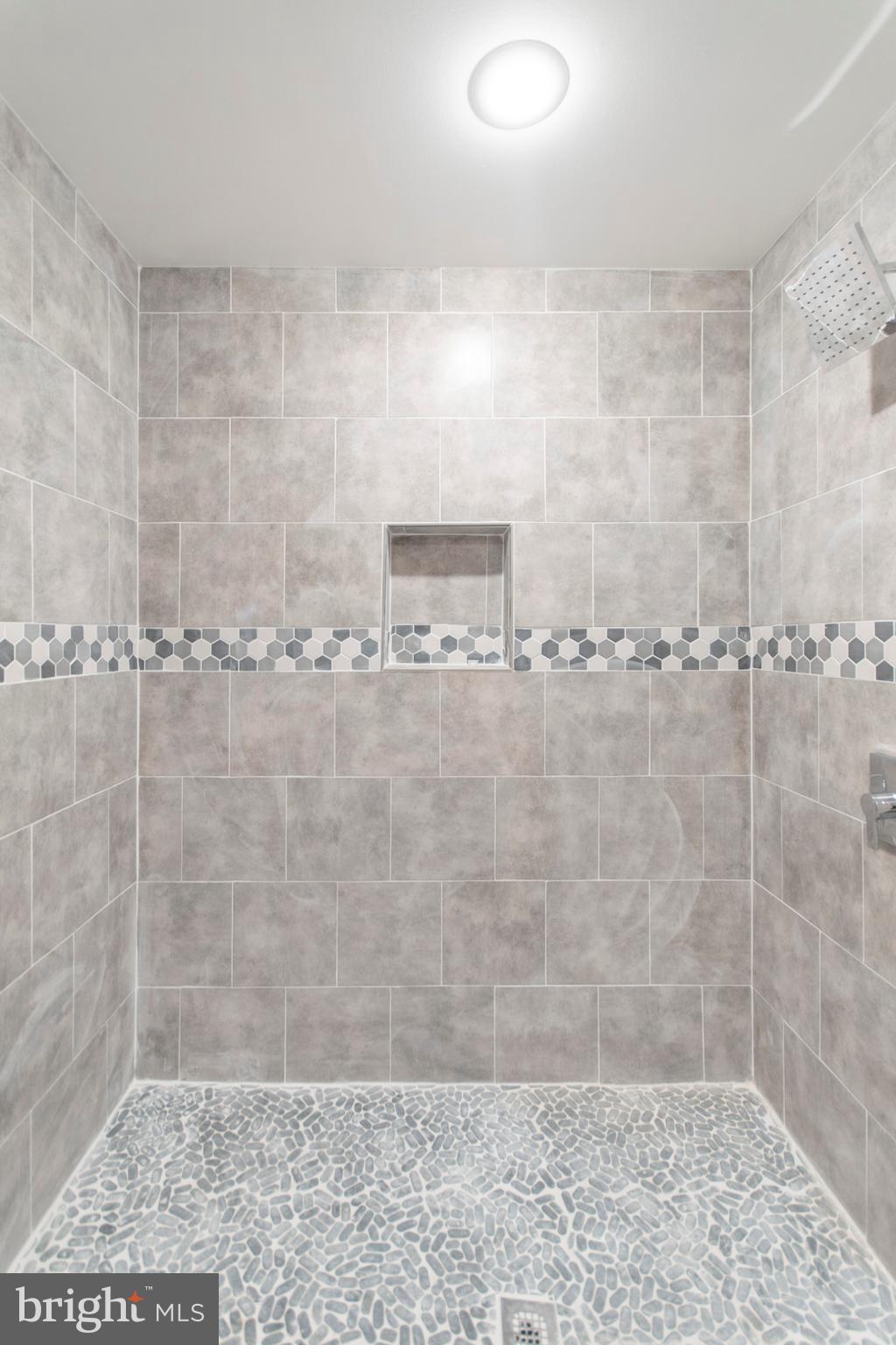 605 Renz Street Philadelphia, PA 19128 - Photo 19 of 30 Gallery Image 19