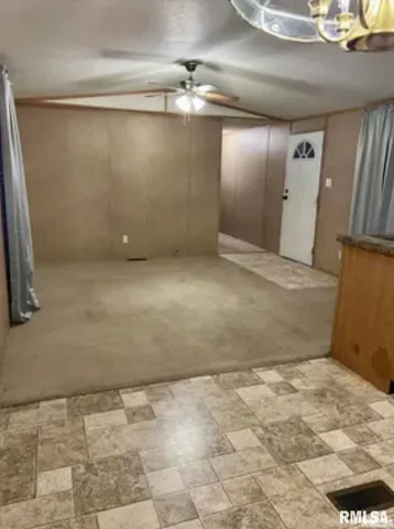 $84,900 | 615 Liberty Road, Harrisburg, IL 62946