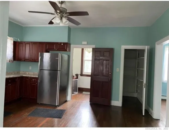 $2,400 | 214 Goffe Terrace, New Haven, CT 06511