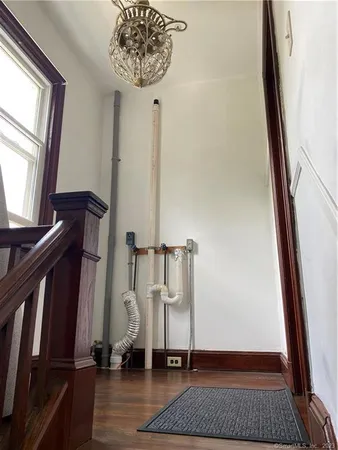 $2,400 | 214 Goffe Terrace, New Haven, CT 06511
