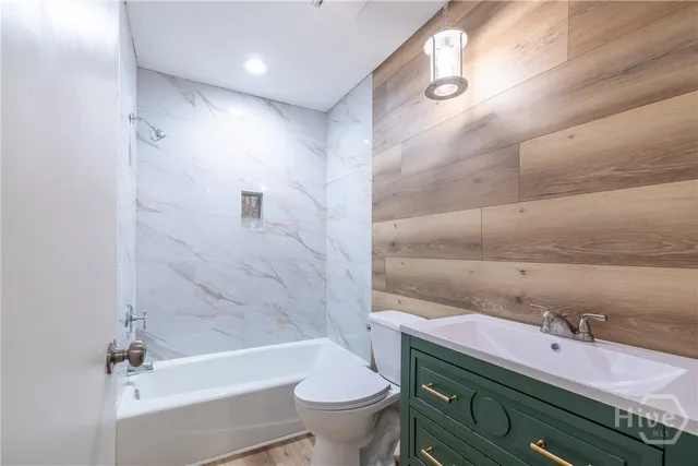 $555,000 | 12 Lanyard Court, Savannah, GA 31411