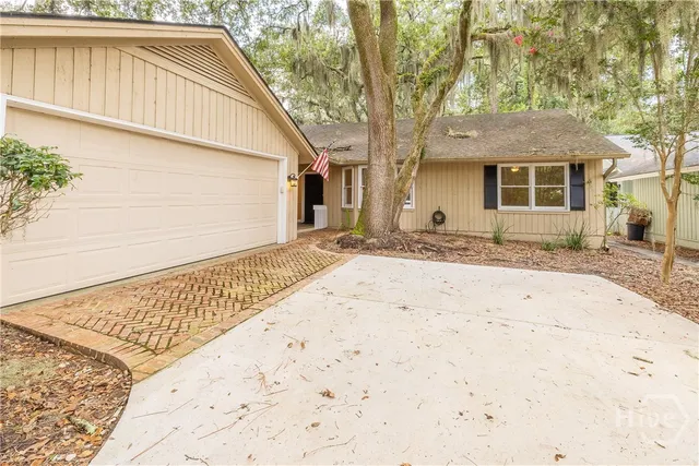 $555,000 | 12 Lanyard Court, Savannah, GA 31411