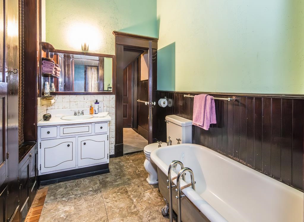 5 Clement Road Rutland, VT 05701 - Photo 25 of 40