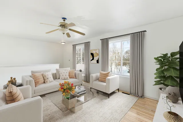 $244,900 | 350 Windsor Court, Unit D, South Elgin, IL 60177