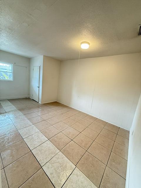 327 Silver Beach Road, Unit 3 Lake Park, FL 33403 - Photo 5 of 6 IMG_8378