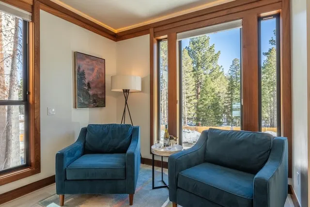 $2,599,000 | 210 Obsidian Place, Unit 18, Mammoth Lakes, CA 93546
