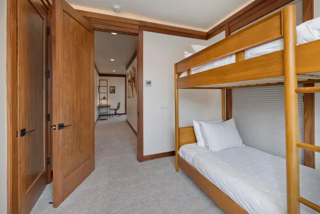 $2,599,000 | 210 Obsidian Place, Unit 18, Mammoth Lakes, CA 93546