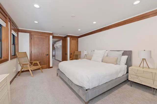 $2,599,000 | 210 Obsidian Place, Unit 18, Mammoth Lakes, CA 93546