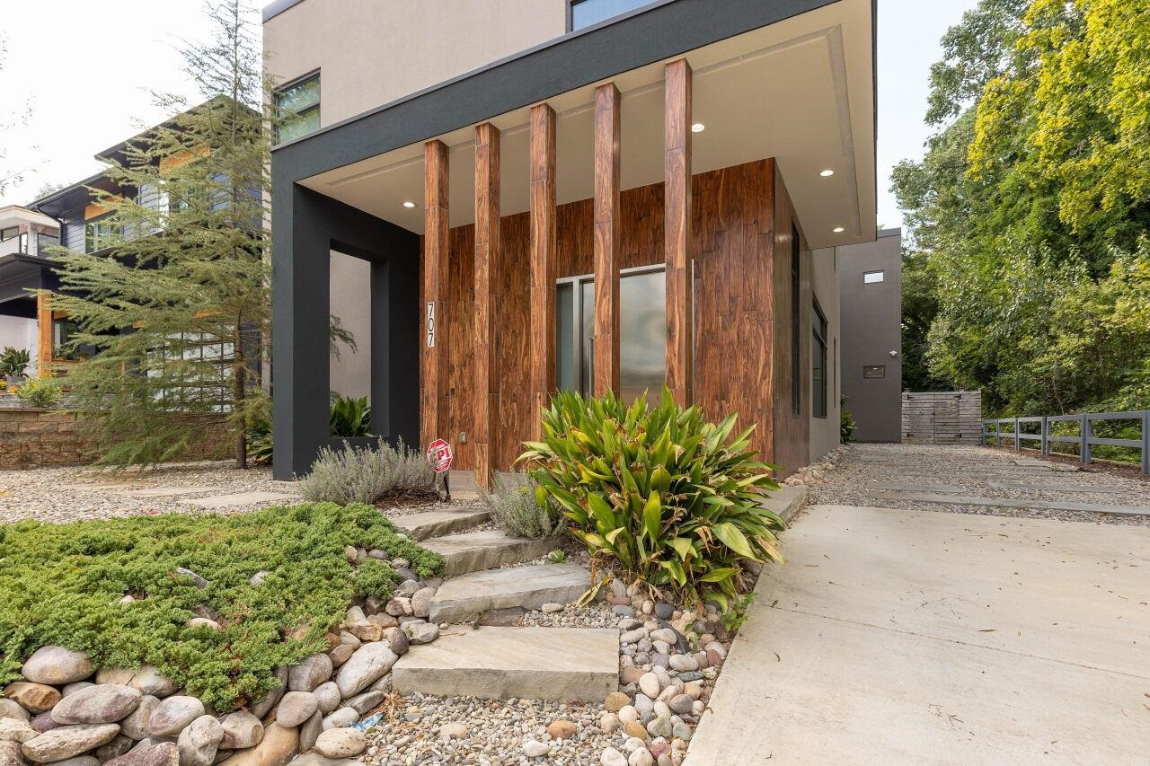 707 Chamberlain Street Raleigh, NC 27607 - Photo 2 of 57 Photo 2