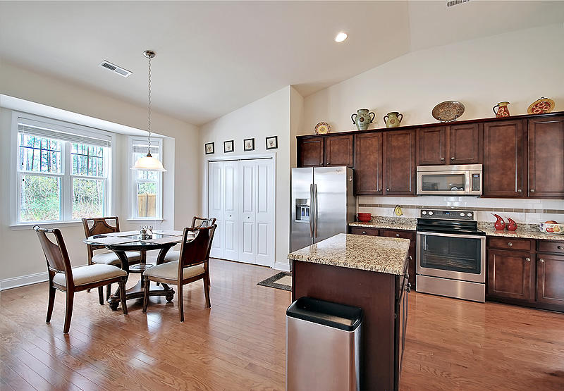 337 Decatur Drive Summerville, SC 29486 - Photo 10 of 34 130_134-copy