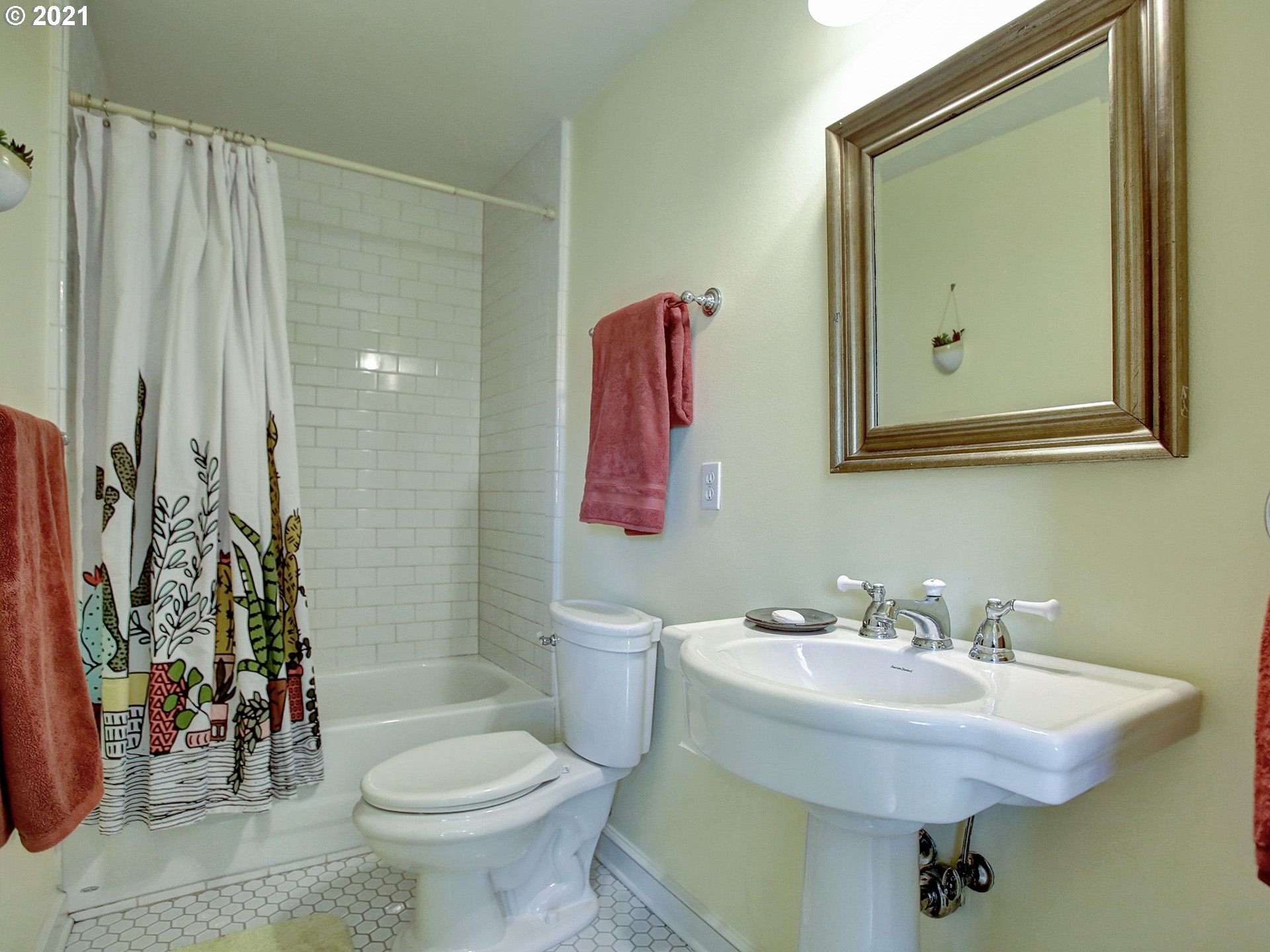 7101 Southeast Reed College Place Portland, OR 97202 - Photo 27 of 31 Gallery Image 27