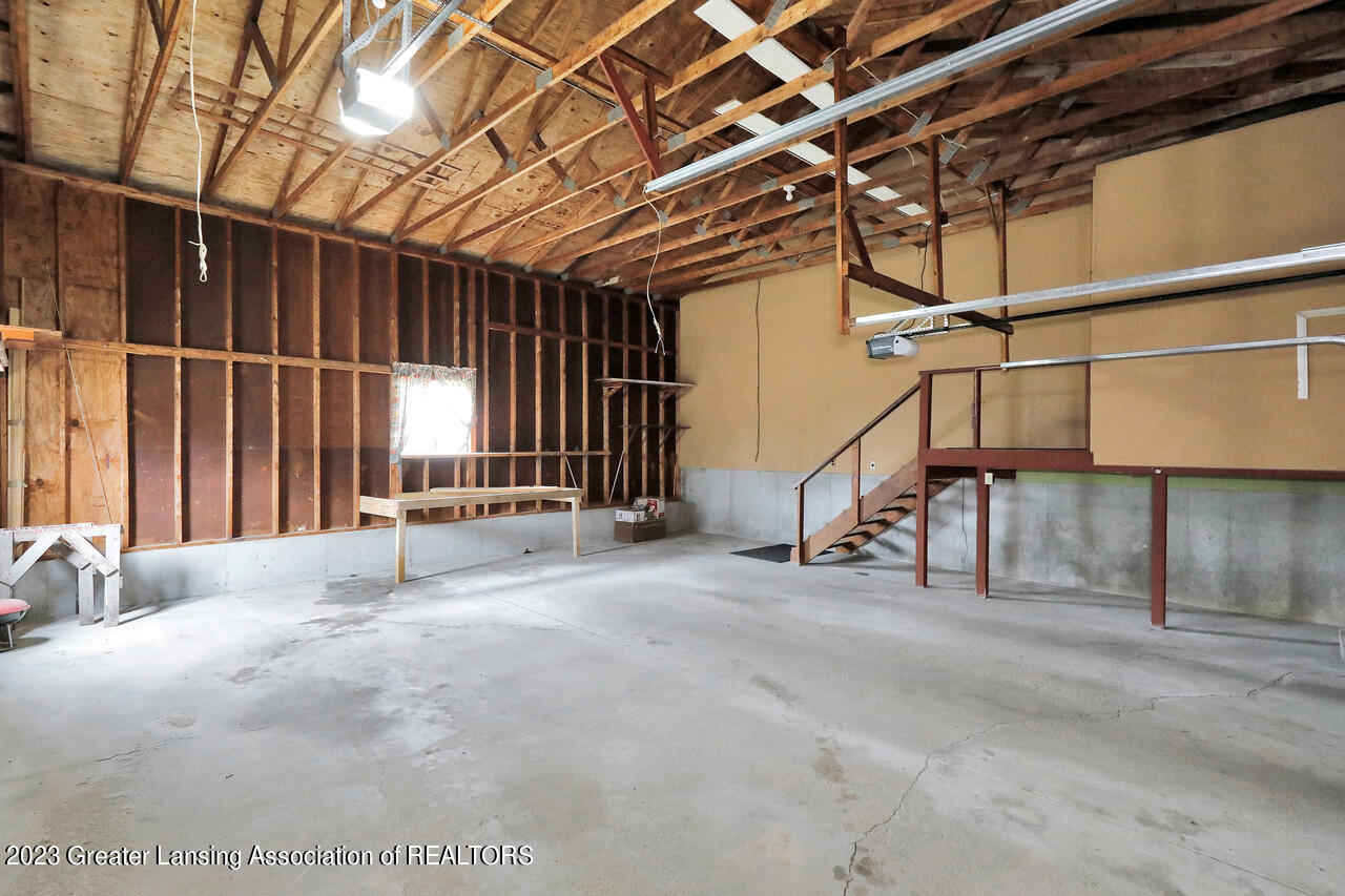 1964 North County Line Road Blanchard, MI 49310 - Photo 22 of 34 Open Ended Media-12-1280