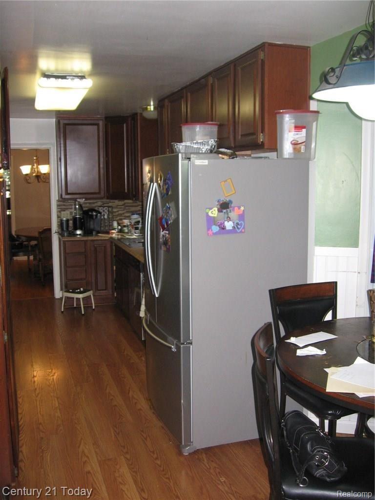 17601 Cornell Road Southfield, MI 48075 - Photo 10 of 24 IMG_1574.JPG