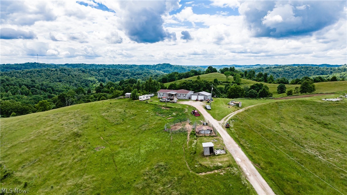 1156 Gates Ridge Road Rockport, WV 26169 - Photo 2 of 29 Gallery Image 2