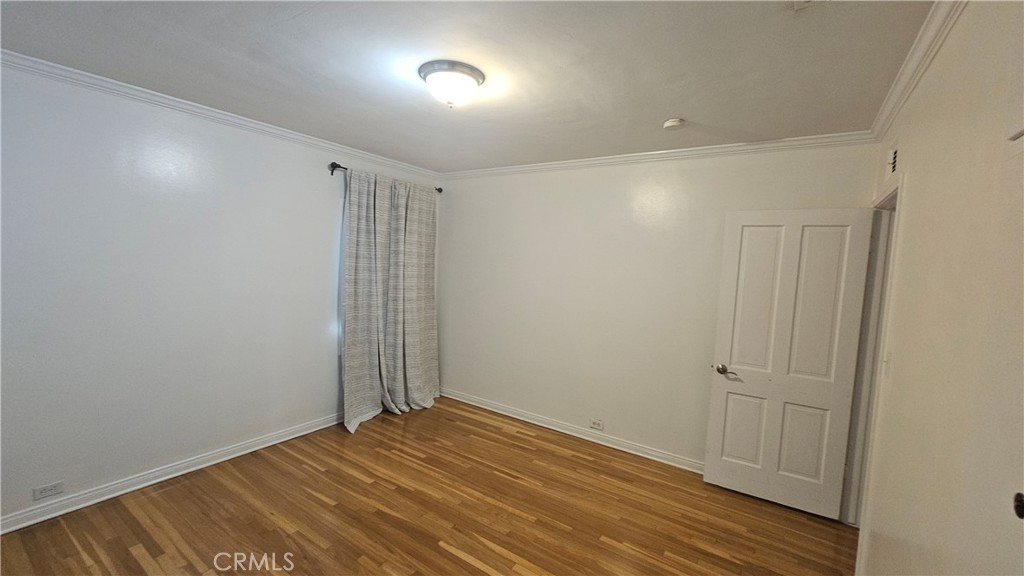 1525 Bellwood Road San Marino, CA 91108 - Photo 15 of 25 a view of empty room with wooden floor