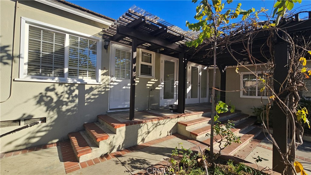 1525 Bellwood Road San Marino, CA 91108 - Photo 6 of 25 a view of entryway with patio