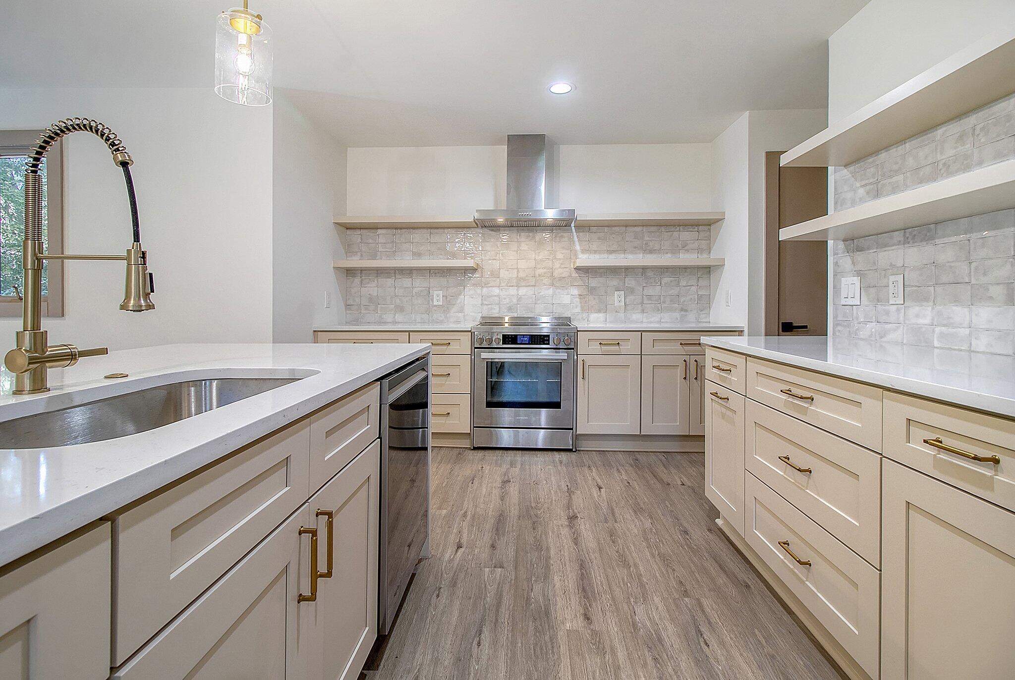 8 Arabian Drive Charleston, SC 29407 - Photo 9 of 41 8-web-or-mls-CREM_8 Arabian Dr_008