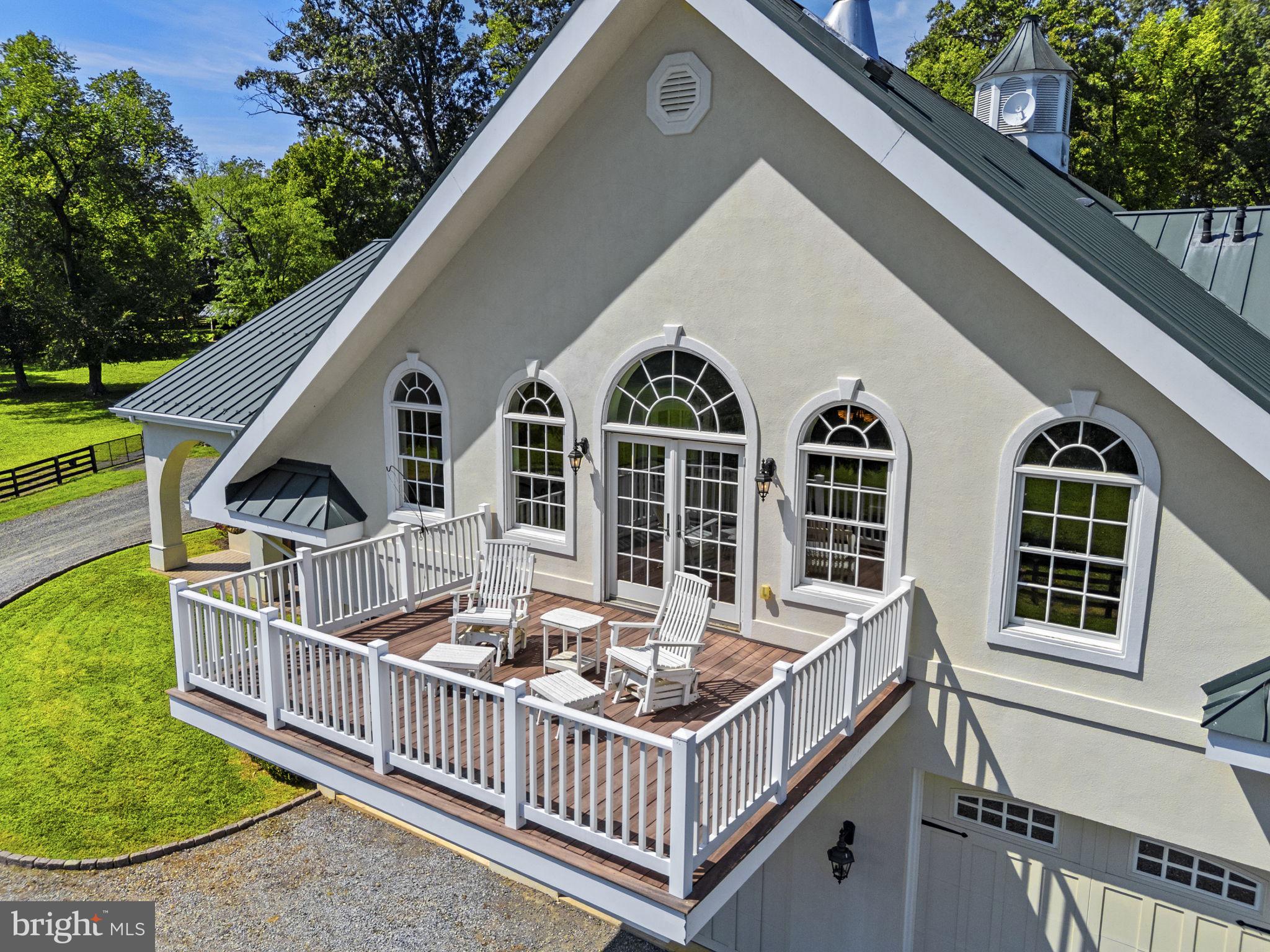 1663 Hatchers Mill Road Marshall, VA 20115 - Photo 40 of 60 View of main 2/BR-2/BA apartment with open deck