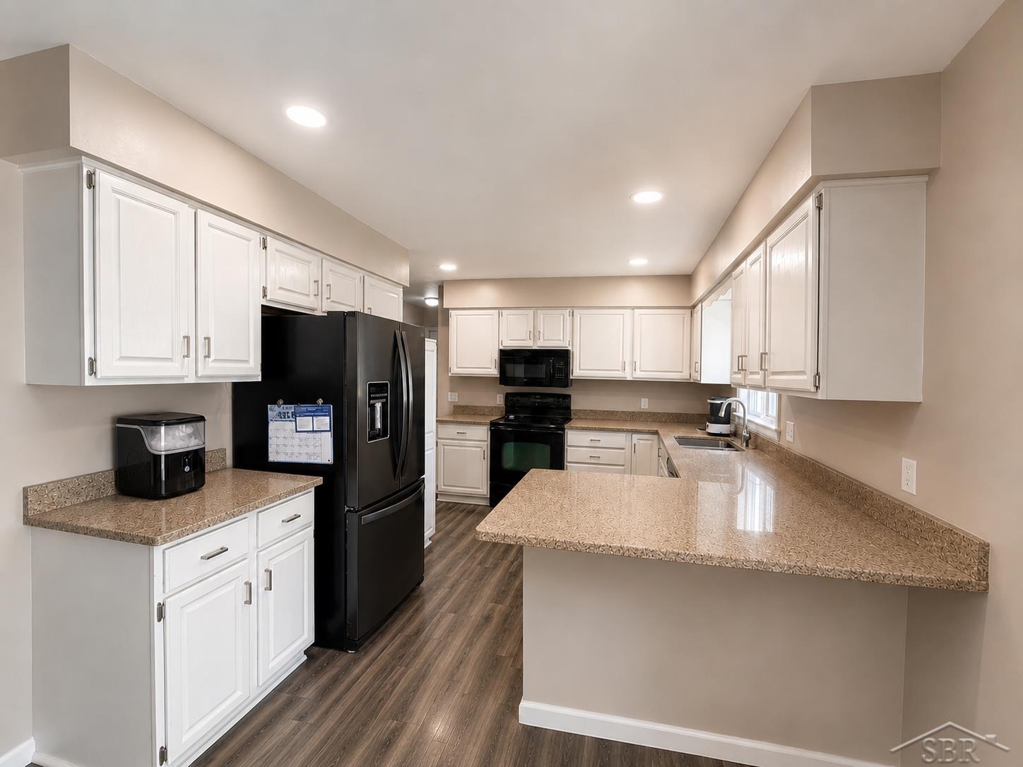 538 East Sharpsteen Street Sebewaing, MI 48759 - Photo 6 of 18