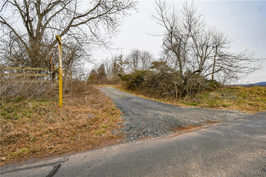 Pleasant View Road Coopersburg, PA 18036 - Photo 11 of 11 Road access