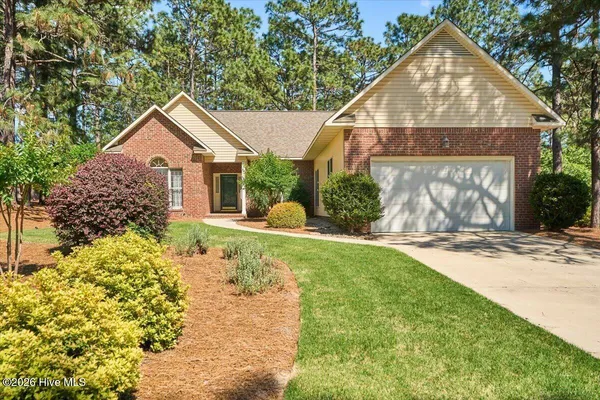 $405,000 | 5 Oak Tree Lane, Pinehurst, NC 28374