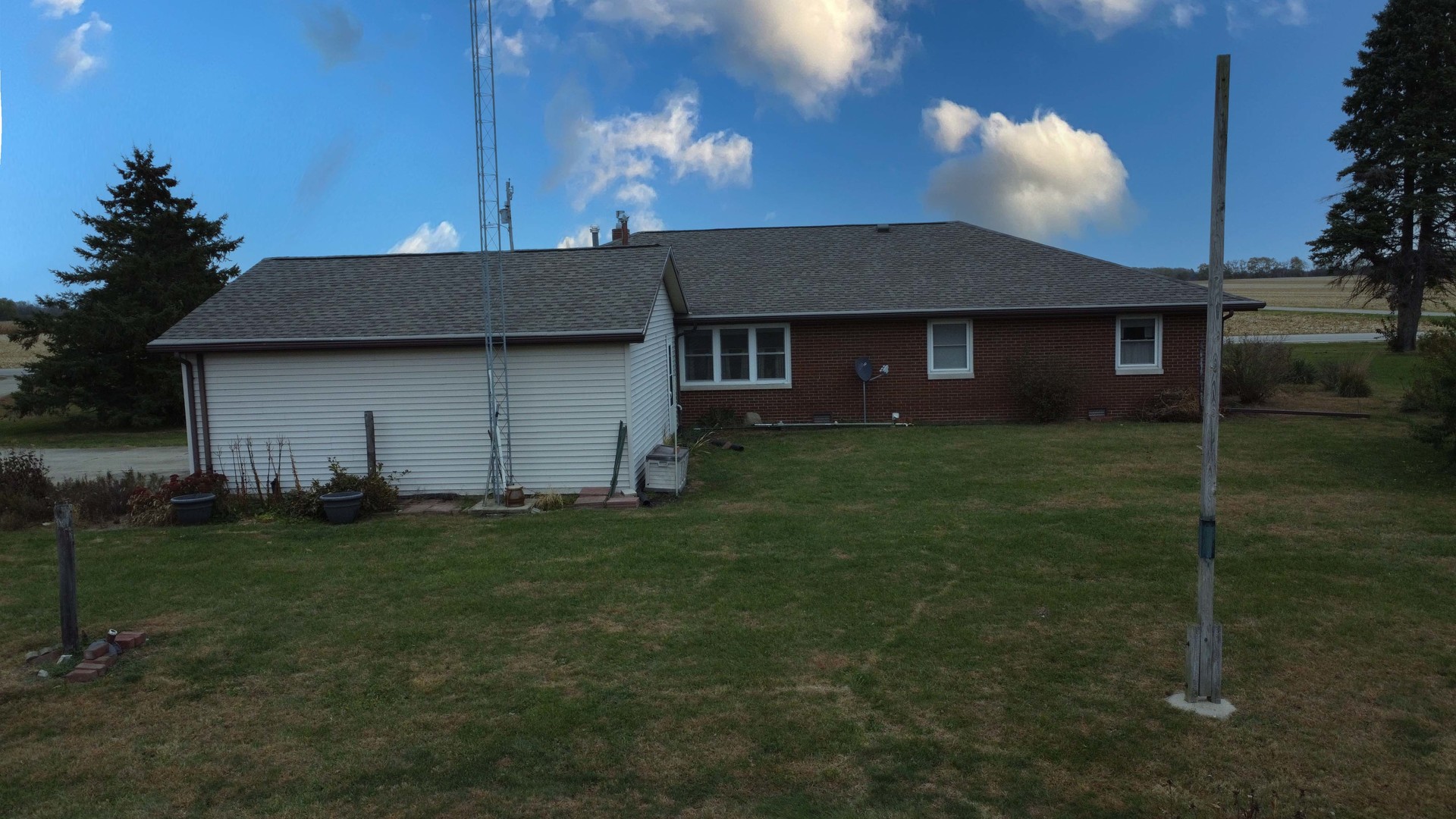 1505 North 2000 East Road Watseka, IL 60970 - Photo 6 of 39