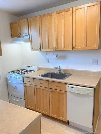 $2,600 | 46 Prospect Avenue, Unit 3D, Norwalk, CT 06850