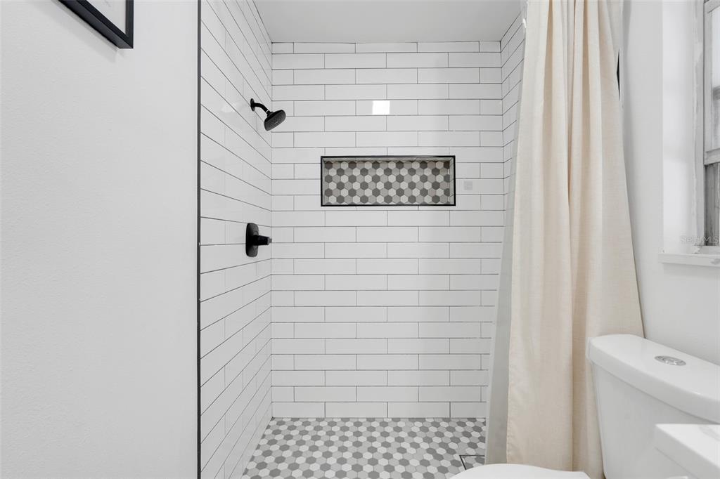 589 Del Rio Street Orlando, FL 32839 - Photo 16 of 30 Gallery Image 16