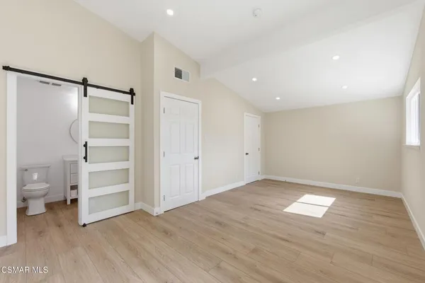 $939,500 | 886 Yorkshire Avenue, Thousand Oaks, CA 91360