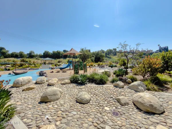 $939,500 | 886 Yorkshire Avenue, Thousand Oaks, CA 91360