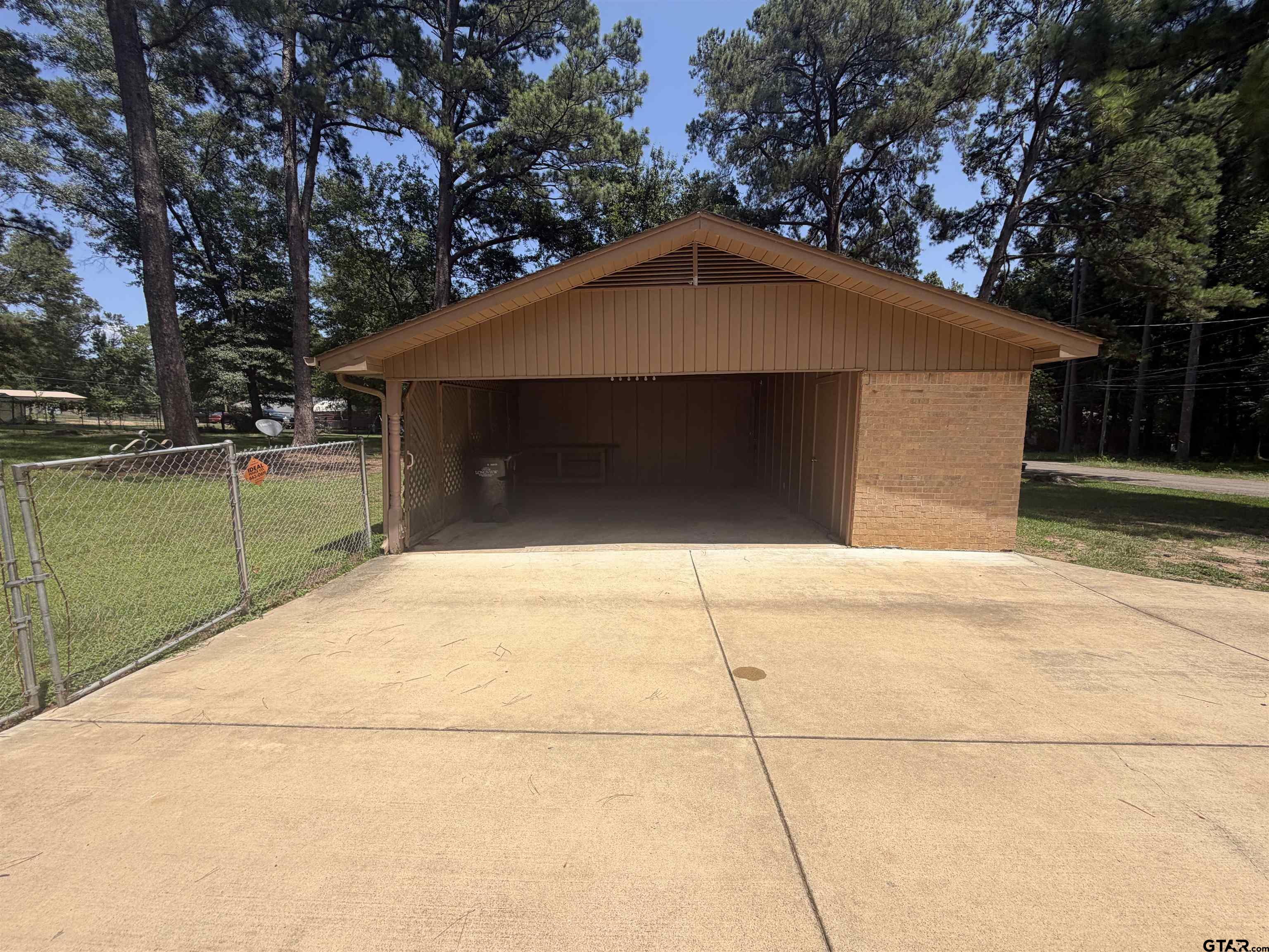 307 Ralph Street Longview, TX 75605 - Photo 6 of 31 Gallery Image 6