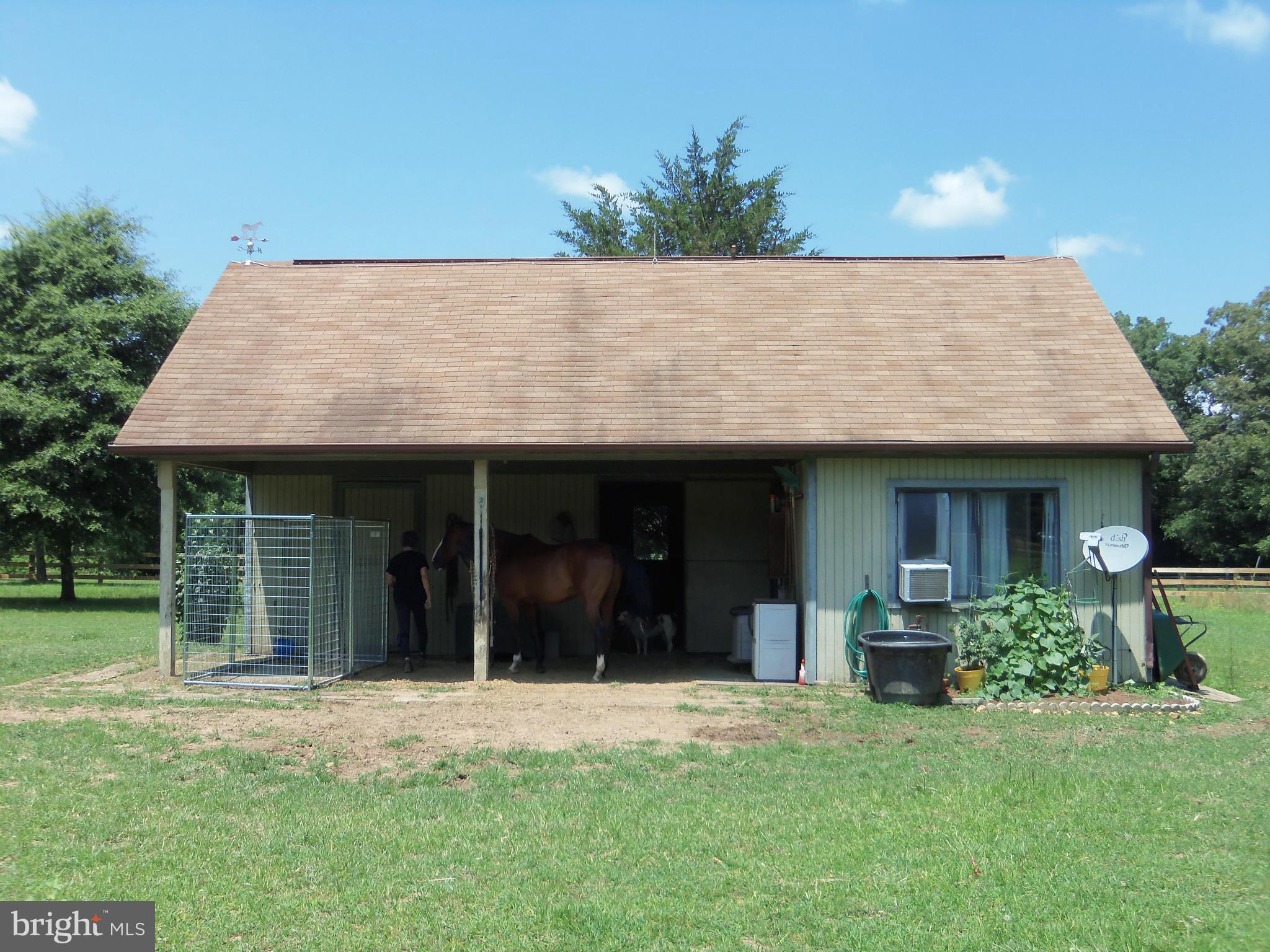 5294 Germantown Road Midland, VA 22728 - Photo 24 of 30 2 STALL/TACK/FEED/POTENTIAL APARTMENT