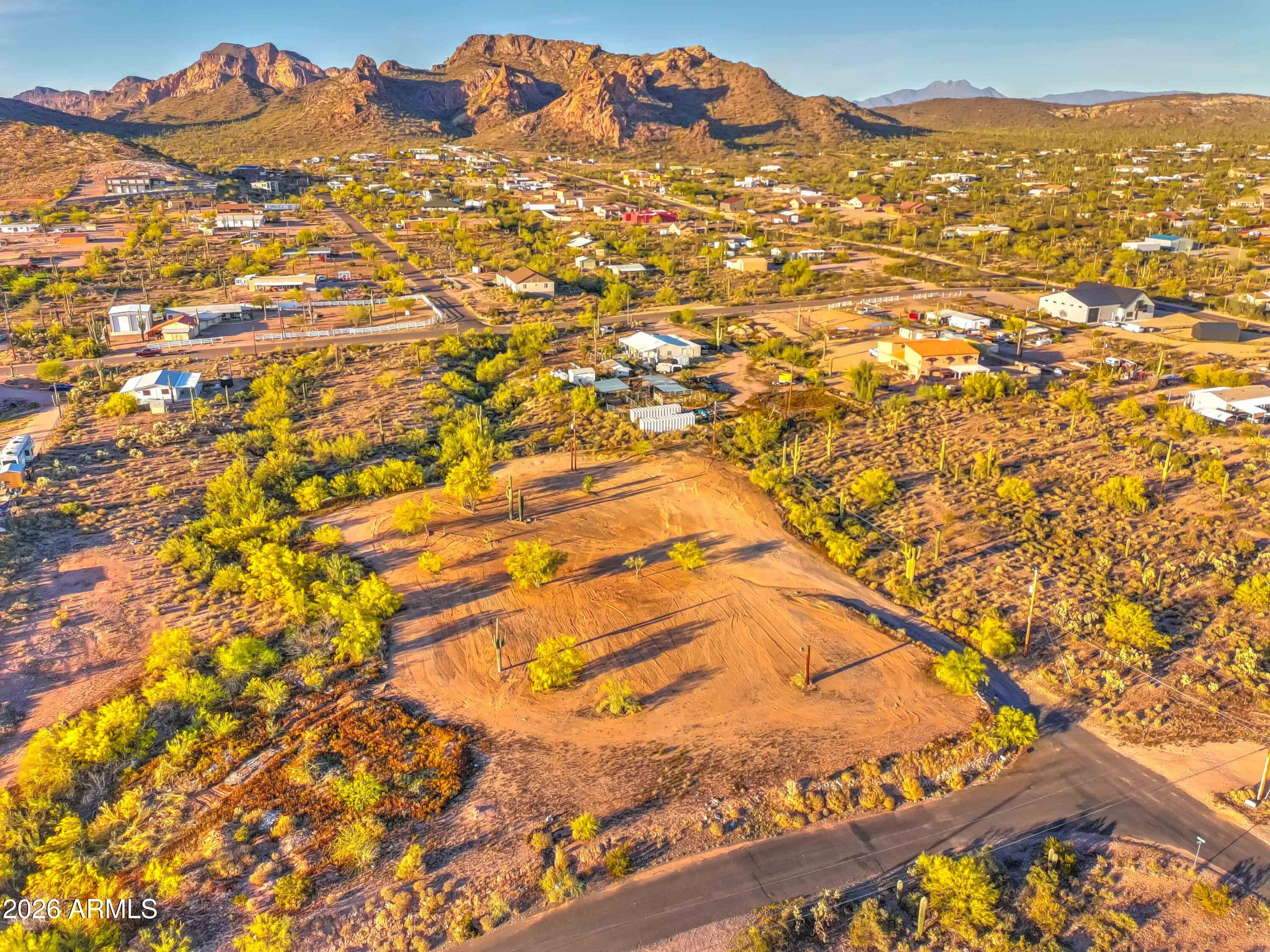 268 West Frontier Street Apache Junction, AZ 85120 - Photo 2 of 7 268 E Frontier-3