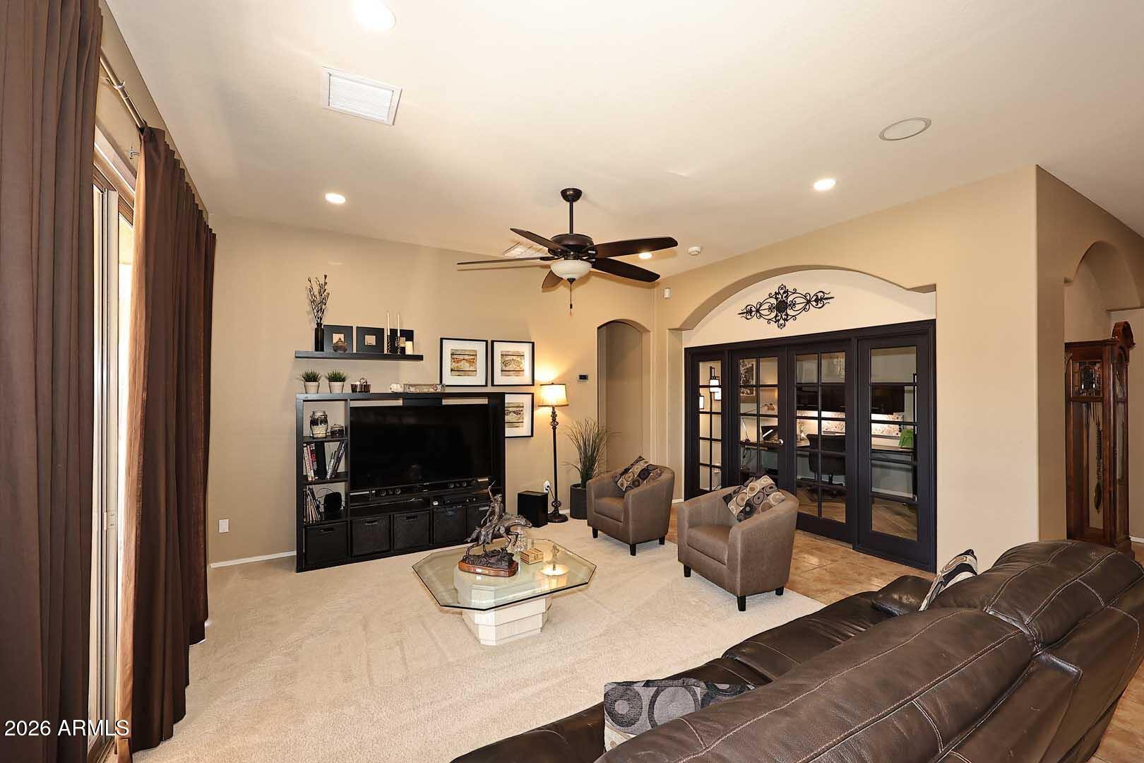 5507 West Carson Road Laveen, AZ 85339 - Photo 10 of 49 Great Room2