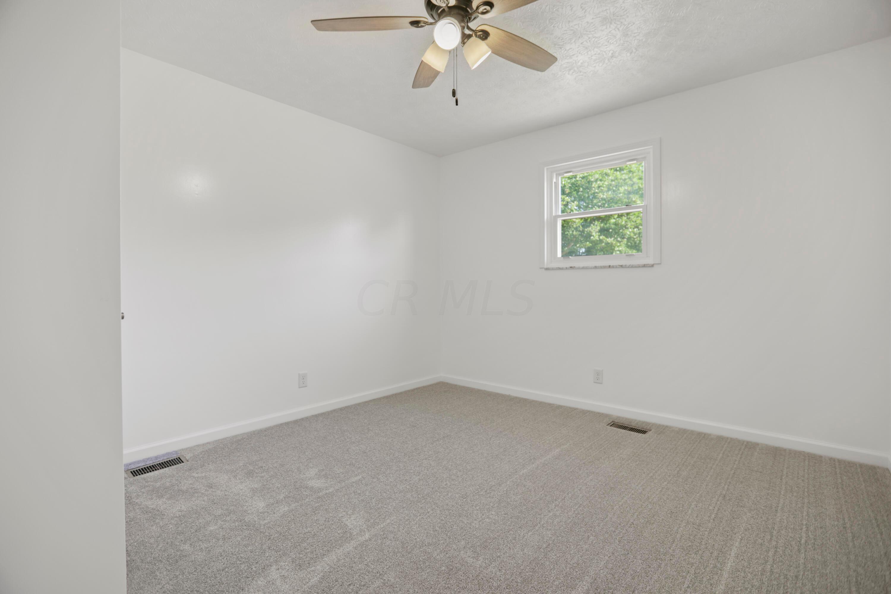 197 Helen Road Southwest Pataskala, OH 43062 - Photo 40 of 53 R82A7088