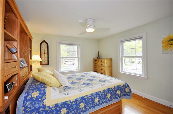 53 Valentine Road Arlington, MA 02476 - Photo 12 of 29