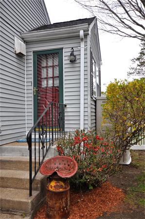 53 Valentine Road Arlington, MA 02476 - Photo 23 of 29