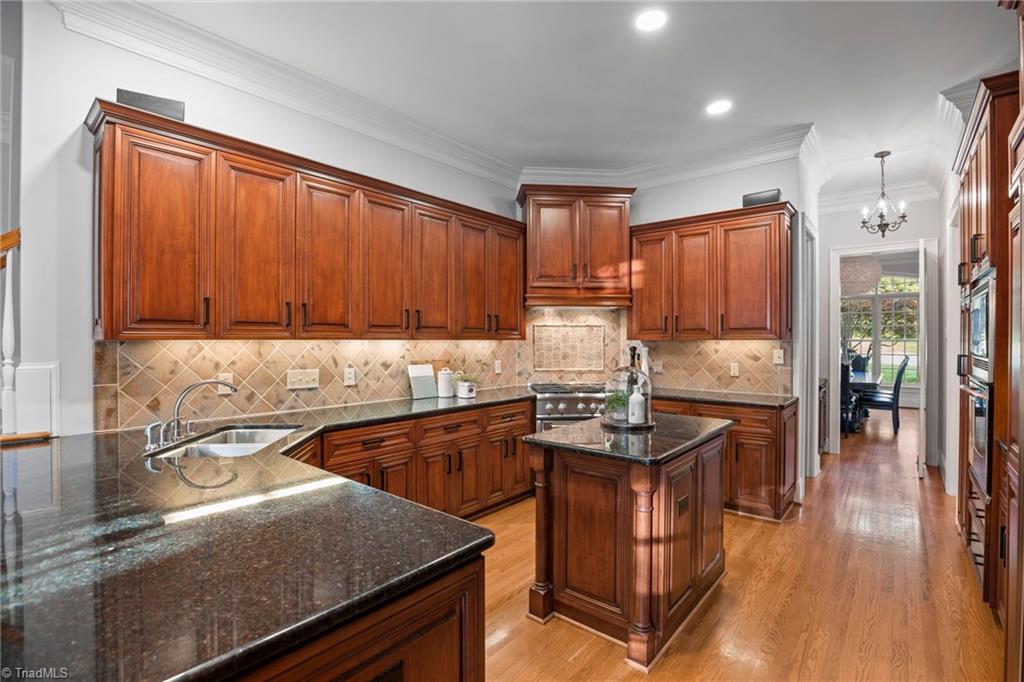 3704 Dover Park Road Greensboro, NC 27407 - Photo 12 of 50