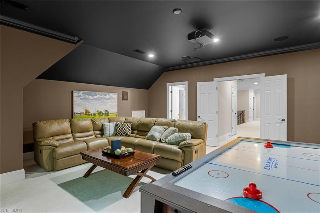 3704 Dover Park Road Greensboro, NC 27407 - Photo 39 of 50