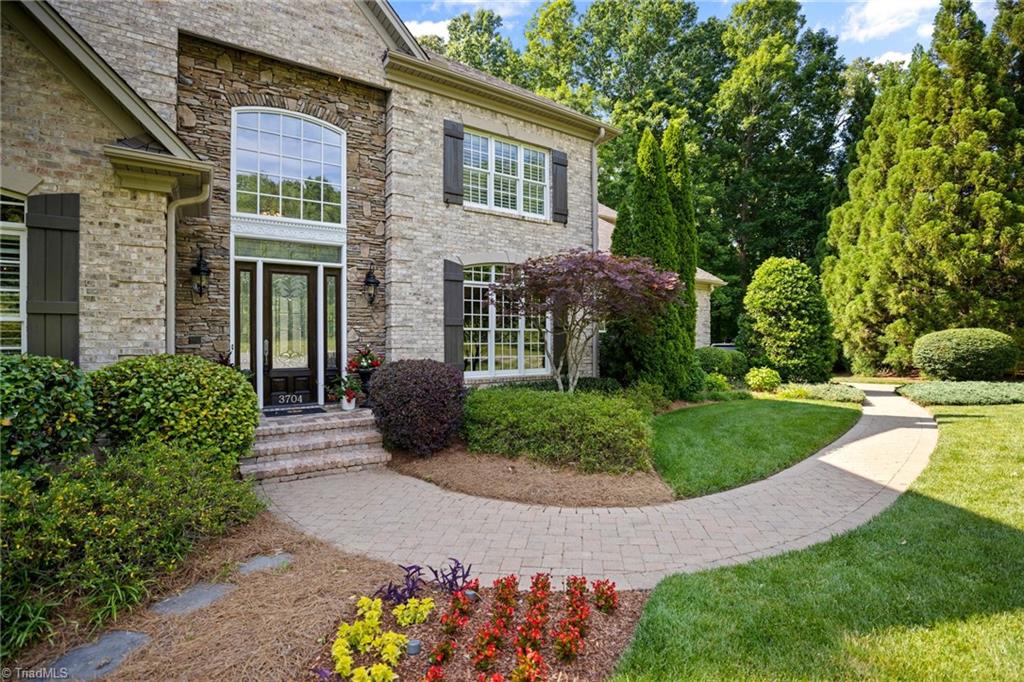 3704 Dover Park Road Greensboro, NC 27407 - Photo 4 of 50