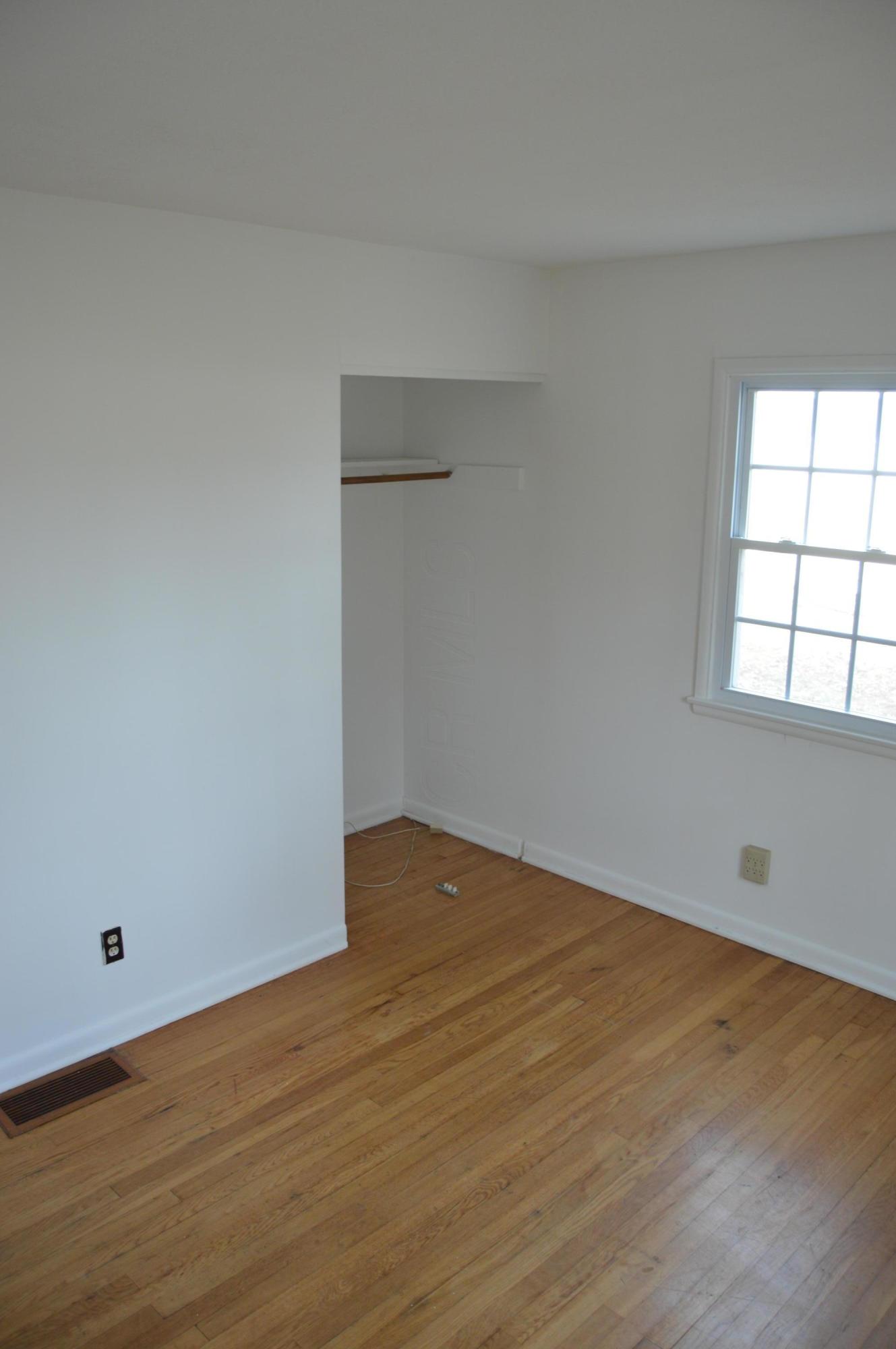 271 Danhurst Road Columbus, OH 43228 - Photo 18 of 32 Gallery Image 18