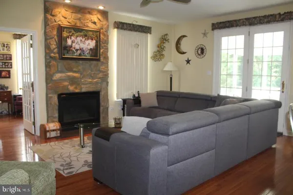 $685,000 | 1 Garton Court, Sewell, NJ 08080