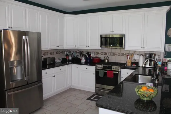 $685,000 | 1 Garton Court, Sewell, NJ 08080
