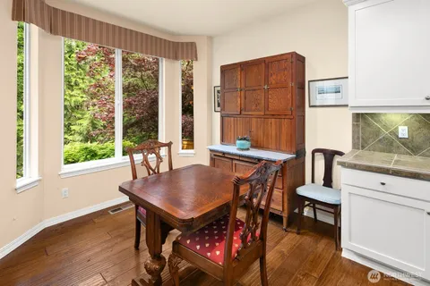 $1,250,000 | 23410 Northeast 129th Court, Redmond, WA 98053
